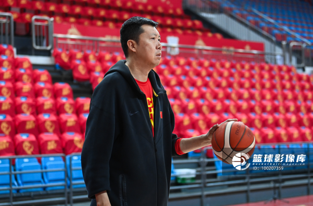 开云-中国篮球第5人！很庆幸，我们拥有王治郅！